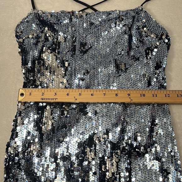 Dress The‎ Population S Cosmopolitan Blue Silver Metallic Spaghetti Strap Dress - Picture 11 of 13